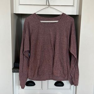 Lululemon cropped long sleeve top with slit in back